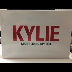 Kylie Cosmetics Valentine Mini Matte Lipsticks